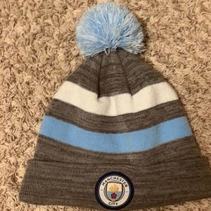 MANCHESTER CITY KNIT WINTER POM BEANIE- STRIPED